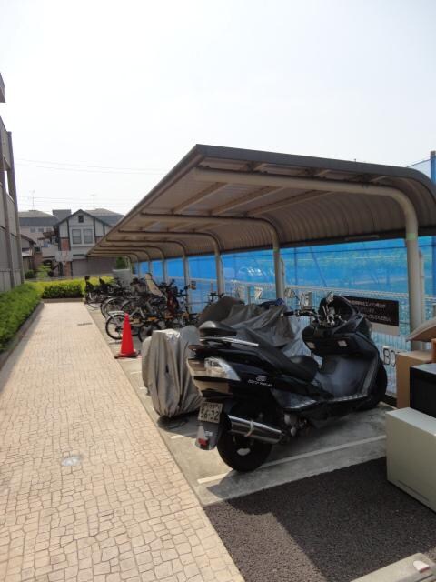 バラディー伏見の物件内観写真