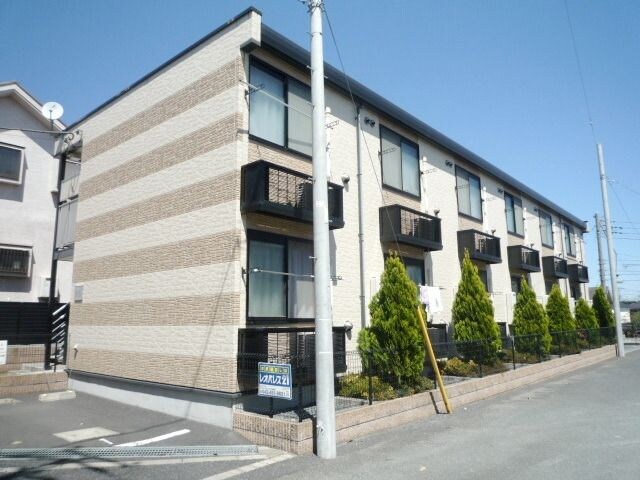 レオパレスエヌ ファミールの物件外観写真