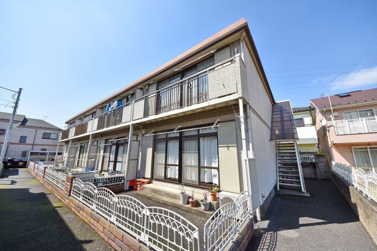 西大泉壱番館(ニシオオイズミイチバンカン)の物件外観写真