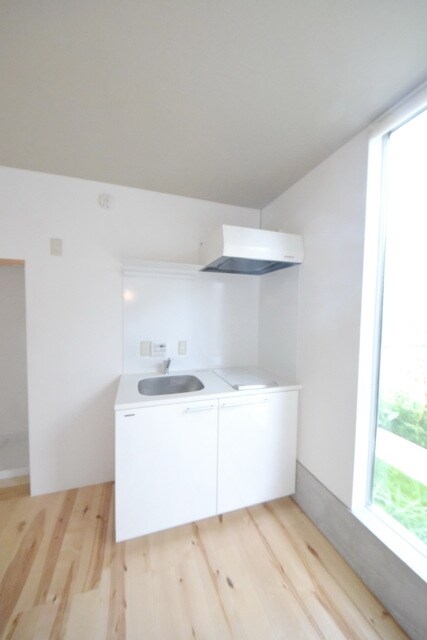 ニシオギソウの物件内観写真