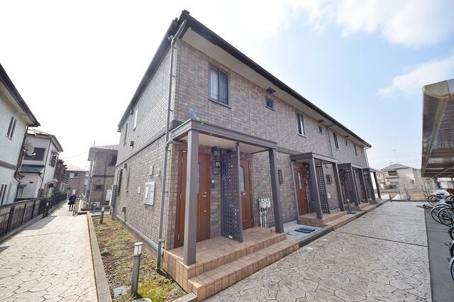 花水木F棟の物件外観写真