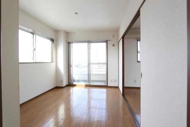 ライフプラザ調布の物件内観写真