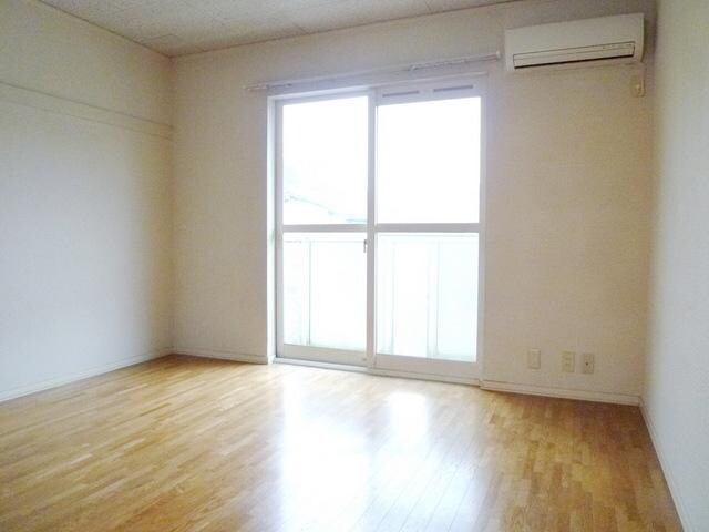 ヴィラージュヴェールの物件内観写真