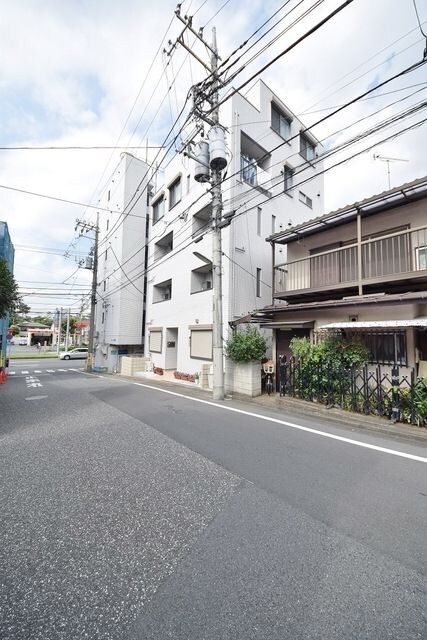 テナパレスの物件外観写真