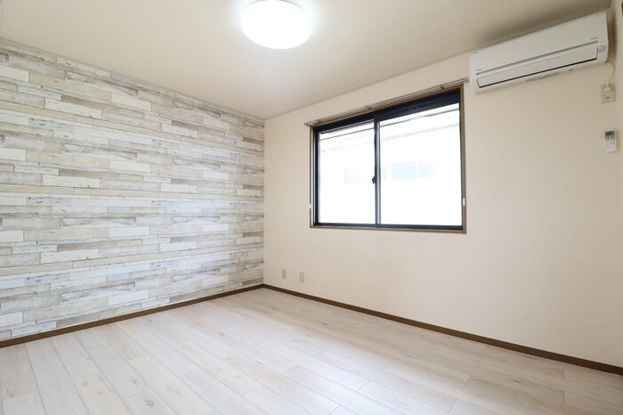 エバーグリーンAの物件内観写真