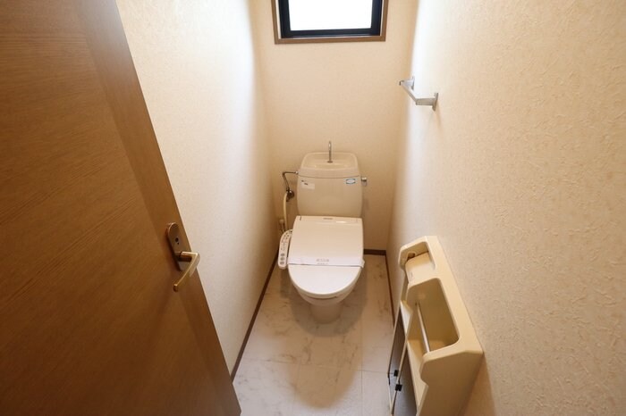 エバーグリーンAの物件内観写真