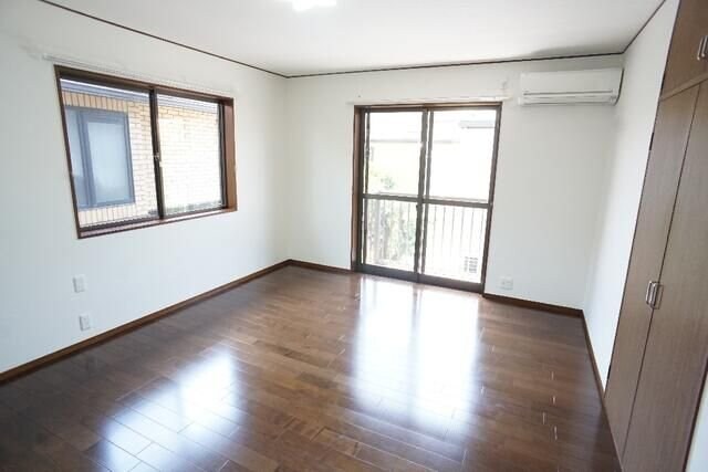 宮坂1丁目戸建の物件内観写真