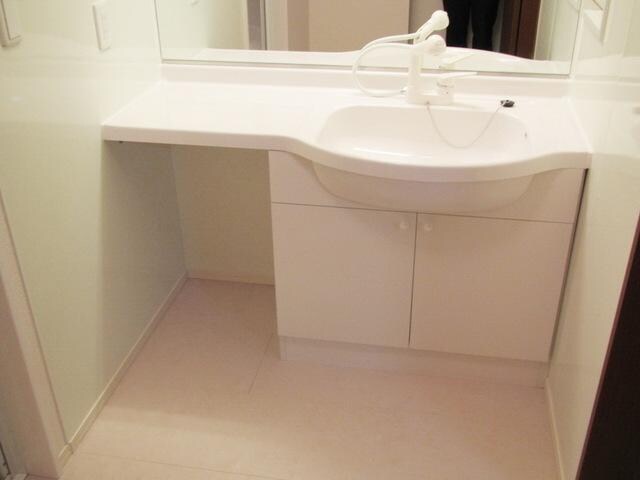 サンク モンタニアBの物件内観写真