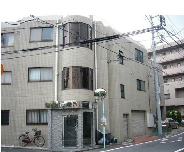 ルプレ荻窪の物件外観写真