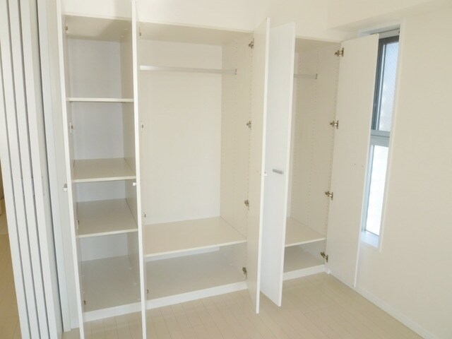 ドゥーエつつじヶ丘の物件内観写真