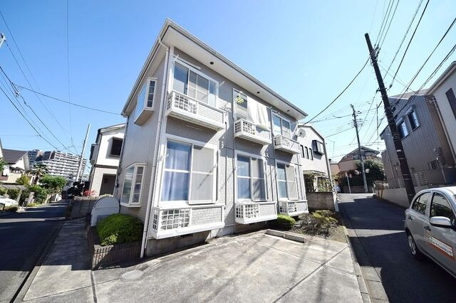 レオパレスグリーンステージ田無の物件外観写真