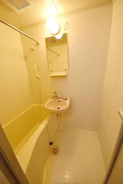 レオパレスチェリーガーデンAの物件内観写真