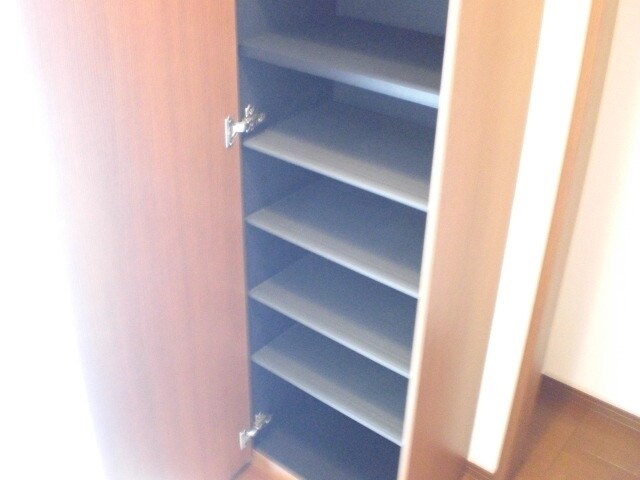 ラ・トゥーエルの物件内観写真