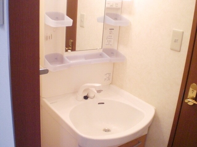 ラ・トゥーエルの物件内観写真