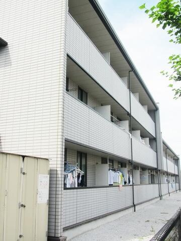 レオパレス葵第1の物件外観写真