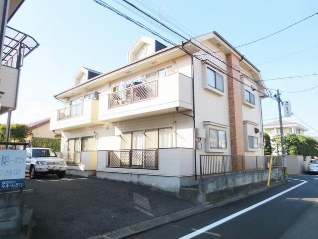 それいゆ一ツ橋弐番館の物件外観写真