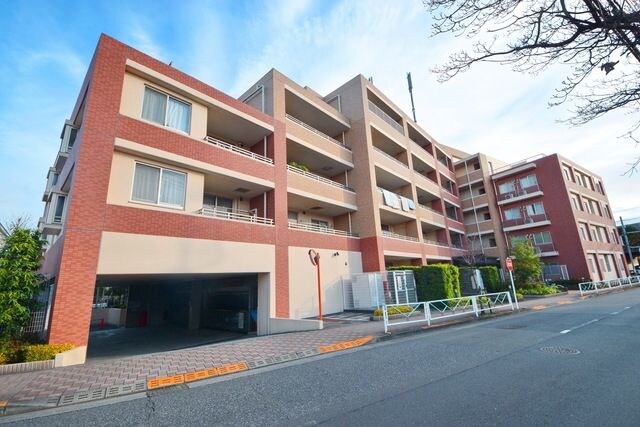 ラヴィドール府中武蔵野台サンフォートの物件外観写真
