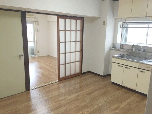 サニーヒルマンションの物件内観写真