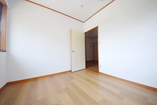 是政ニューグリーンマンションの物件内観写真