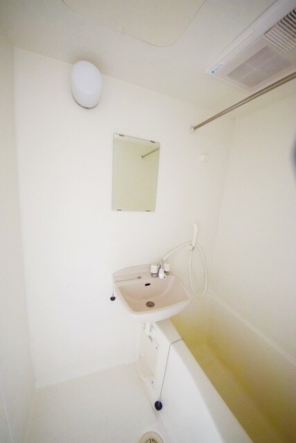 レオパレスシルバ コートの物件内観写真