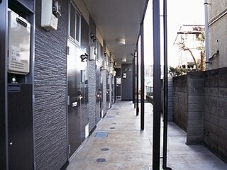 レオパレスOSAWAの物件外観写真