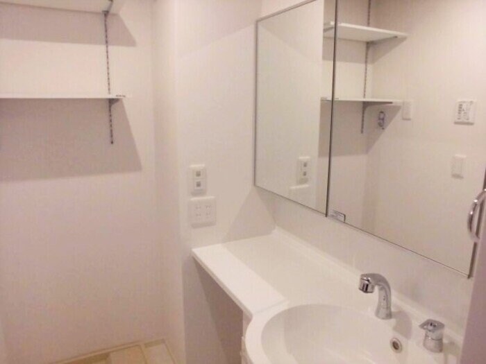 ルナマリア国立 Aの物件内観写真