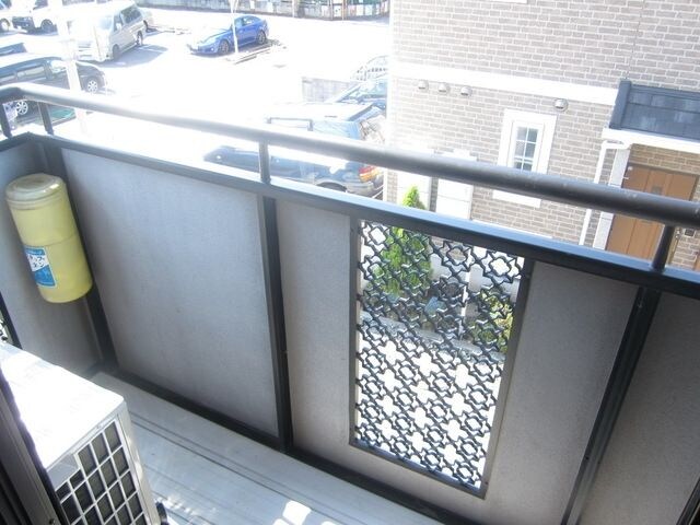 ジュネス国立の物件内観写真