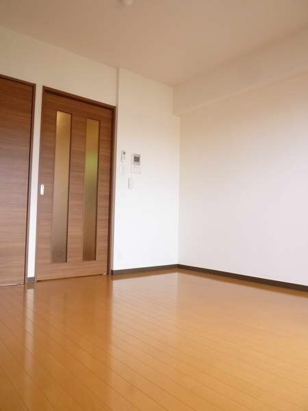 RESPECT THREEの物件内観写真