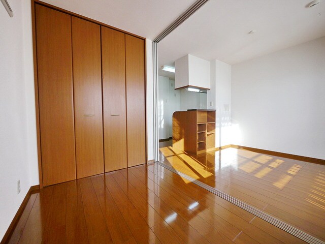 ラ・トゥーエルの物件内観写真