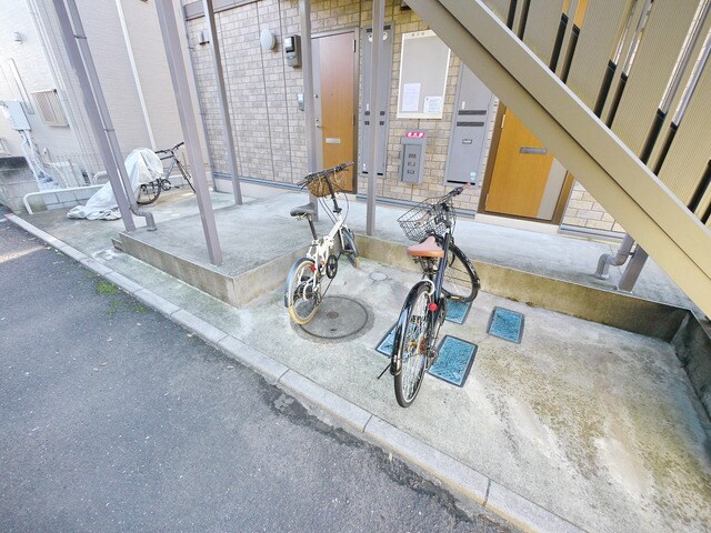 ラ・トゥーエルの物件内観写真