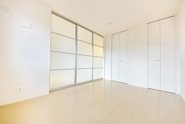 SHAMROCK HILLS の物件内観写真