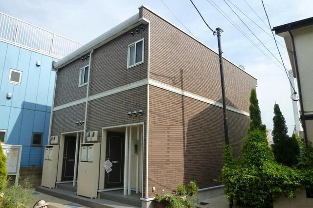 レオパレスDEARESTの物件外観写真