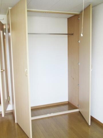 レオパレス葵第2の物件内観写真