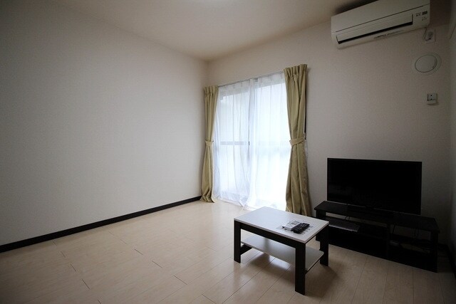 レオネクストNISHIGAIIIIの物件内観写真