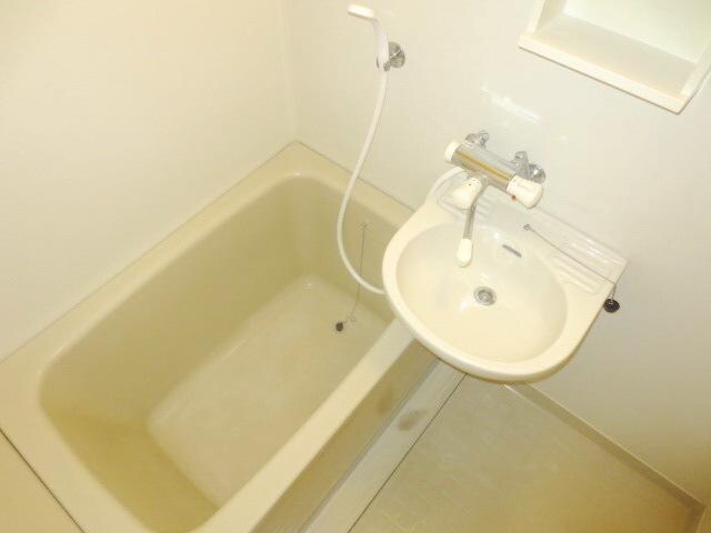 ジュネス大泉の物件内観写真