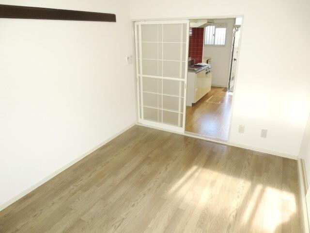 ジュネス大泉の物件内観写真