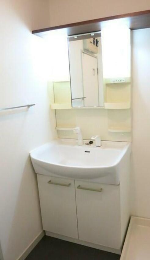 マリンコートの物件内観写真