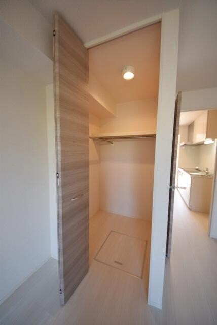 ヴェルサン調布の物件内観写真