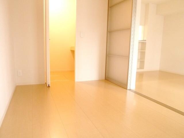 バラディー伏見の物件内観写真