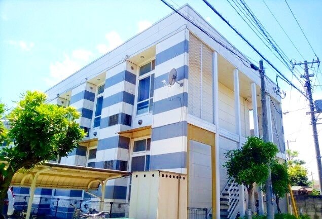 レオパレスサンフローラの物件外観写真