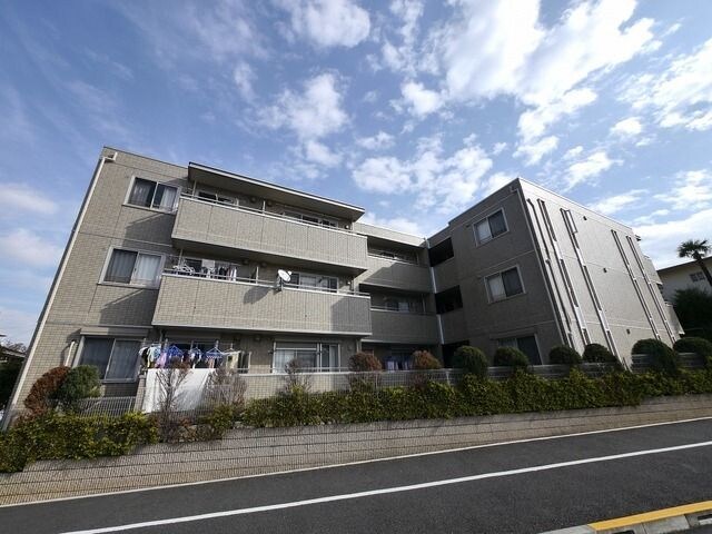 トレビナ保谷の物件外観写真