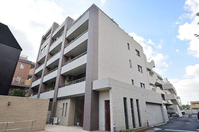 アンブローズ仙川の物件外観写真