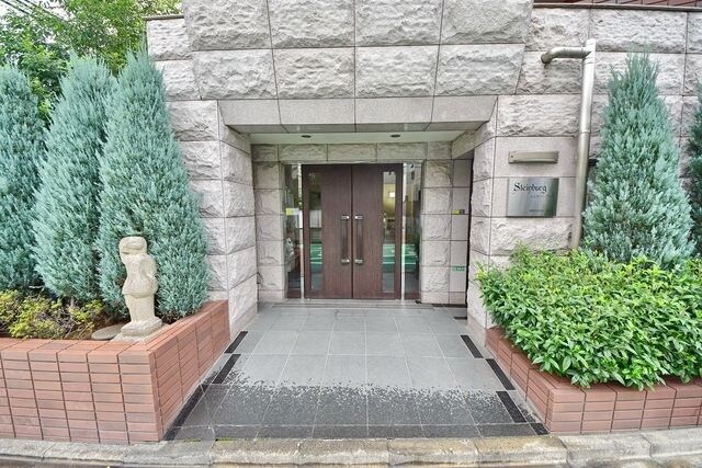 シュタイン・ブルグの物件内観写真