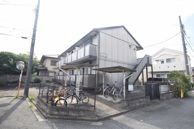 サンパークフジの物件外観写真