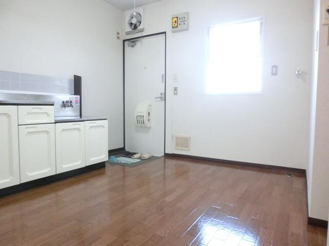 ロイヤルハイツ2の物件内観写真