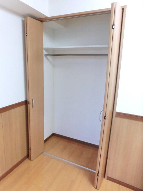 モンシャトー中野新井館の物件内観写真