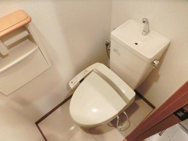 モンシャトー中野新井館の物件内観写真