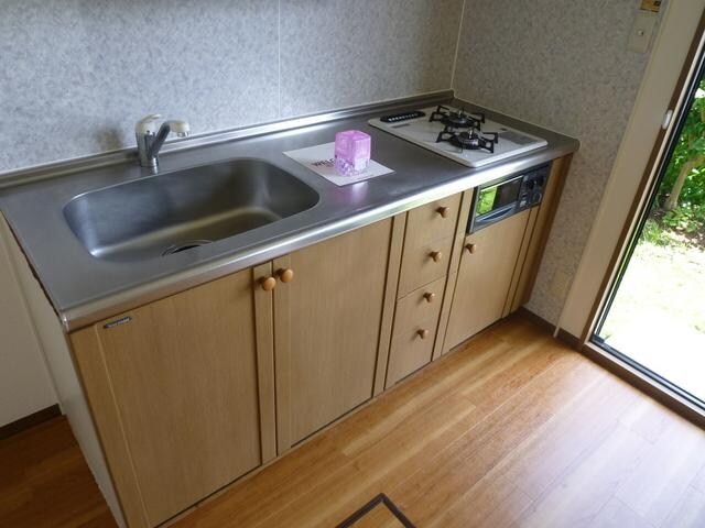 エバーグリーンAの物件内観写真