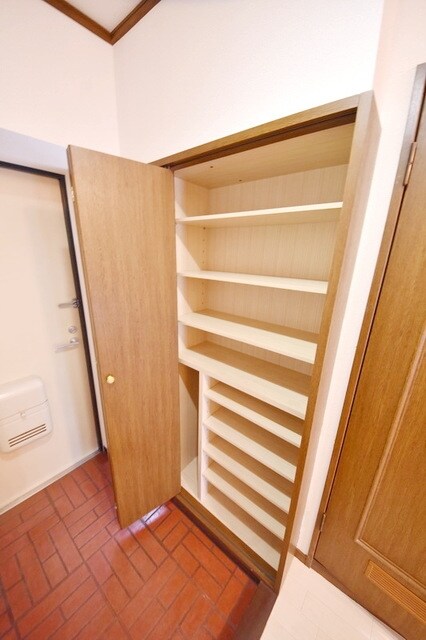 ピア・グランデ弐番館の物件内観写真