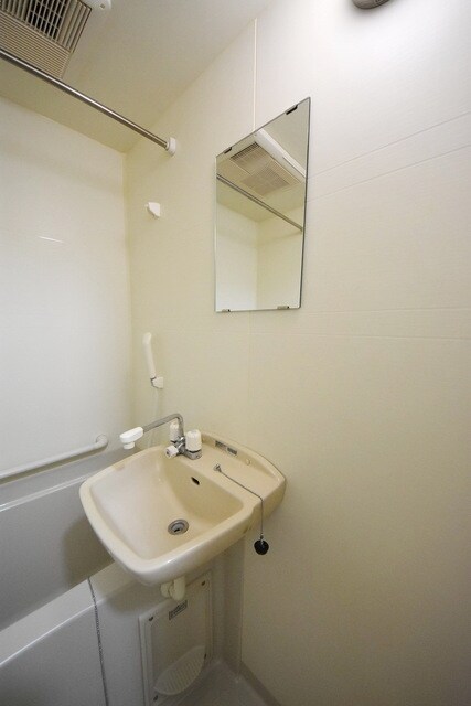 レオネクストメゾン グリシーヌの物件内観写真